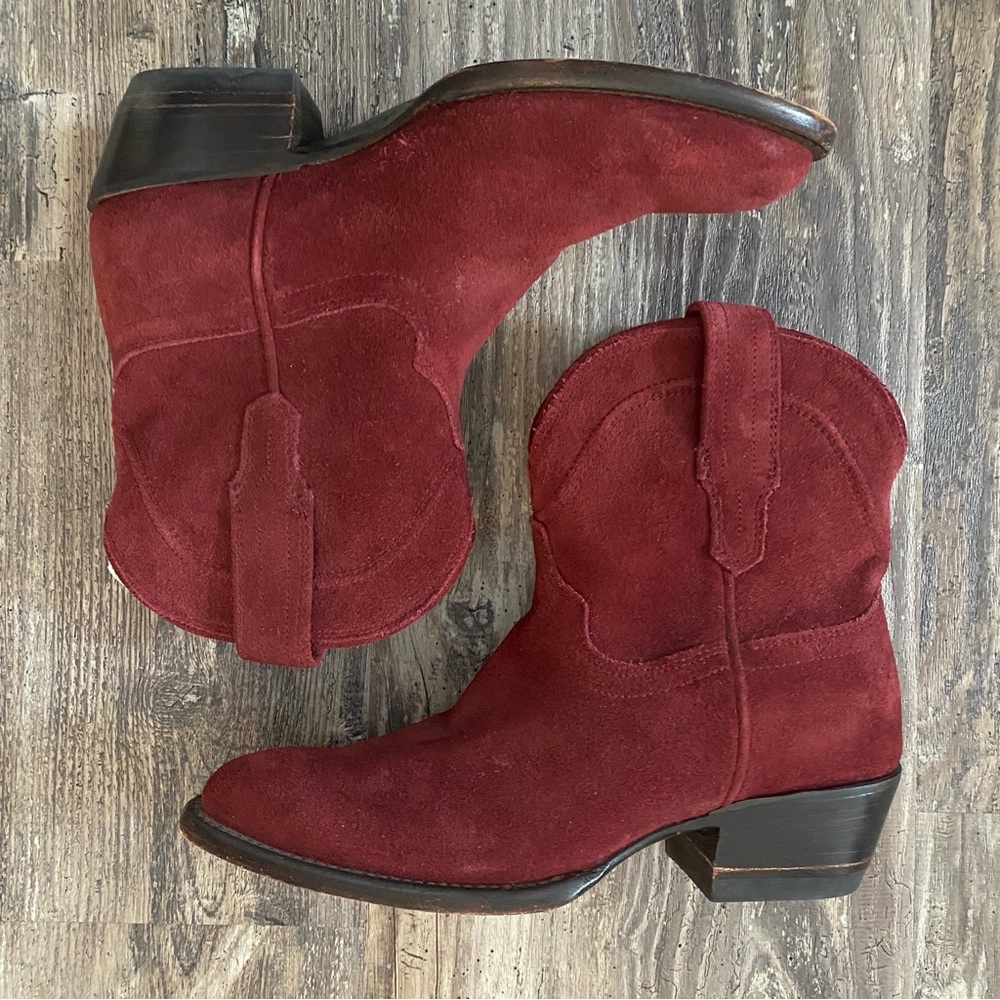 Tecovas Paige Burgundy Suede Booties - Rare Pull-On Edition - Size 5.5B - Picture 2 of 16